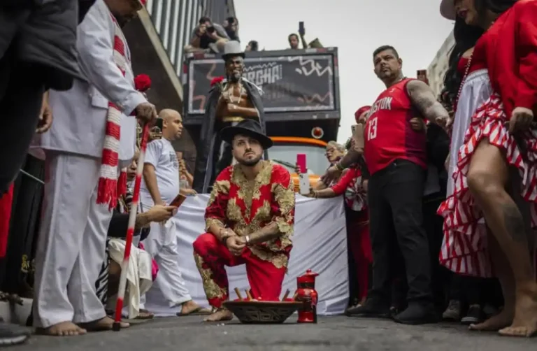 veja-o-que-esta-por-tras-da-marcha-para-exu-que-chocou-sao-paulo