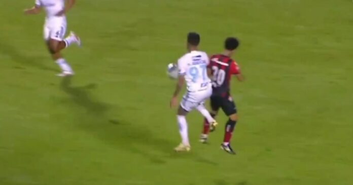 video:-cbf-divulga-audio-do-var-em-possivel-mao-do-cruzeiro-contra-o-vitoria