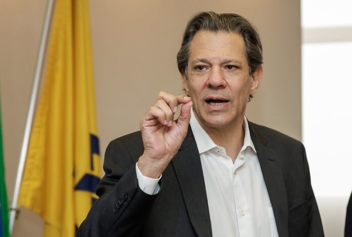 brasil-vai-crescer-igual-ou-acima-da-media-mundial,-diz-haddad
