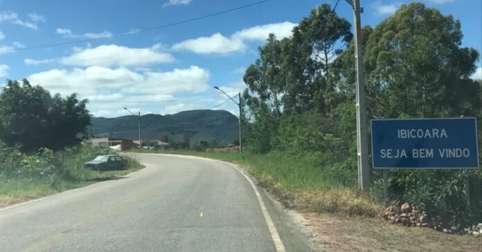 grupo-invade-casa-de-presidente-de-camara-na-bahia-e-leva-carro,-dinheiro-e-celulares