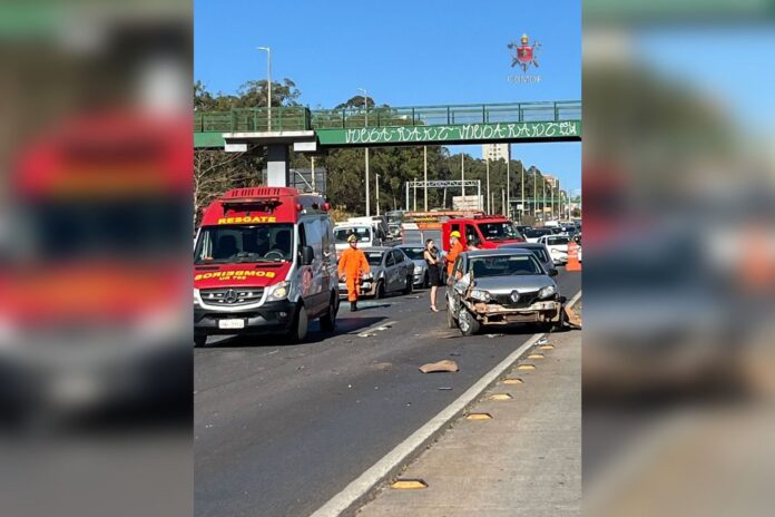 colisao-entre-sete-veiculos-trava-o-transito-na-eptg-na-manha-desta-5a