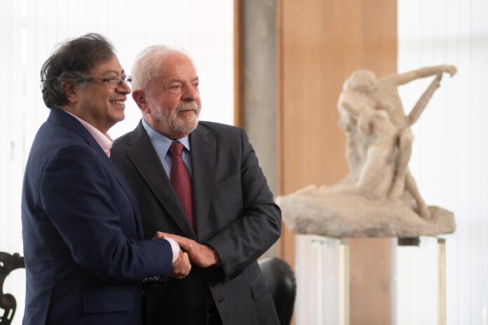 lula-e-petro,-da-colombia,-cobram-divulgacao-das-atas-na-venezuela