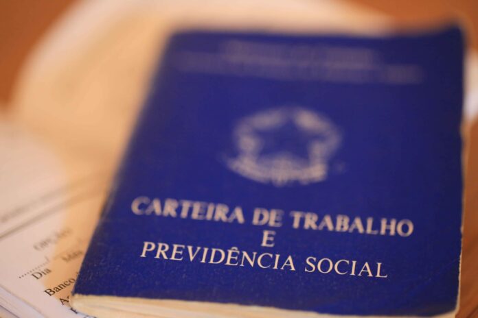 df-tem-692-vagas-de-emprego-abertas-com-salarios-de-ate-r$-3,5-mil