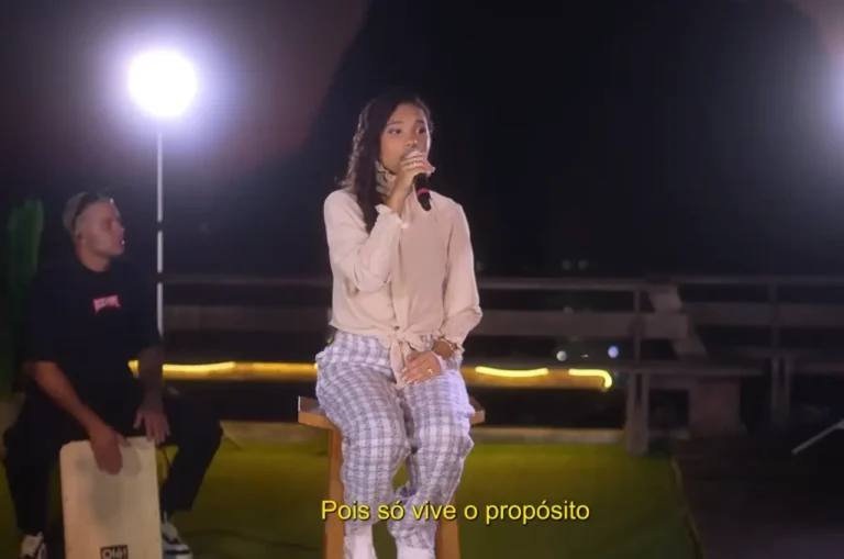 maria-marcal-divulga-sua-primeira-composicao-para-o-novo-dvd-“cura”