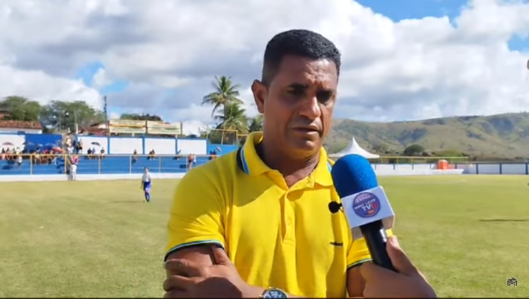 Seleção de Itamaraju analisa contratação de Ratinho como novo técnico