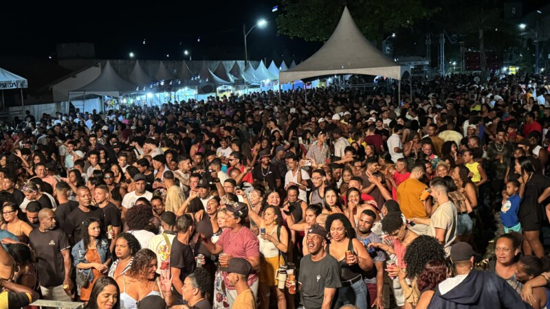Papazzoni, Dan Ventura e outras atrações agitaram a segunda noite da Festa de Agosto 2024 de Alcobaça 42 IMG 1458