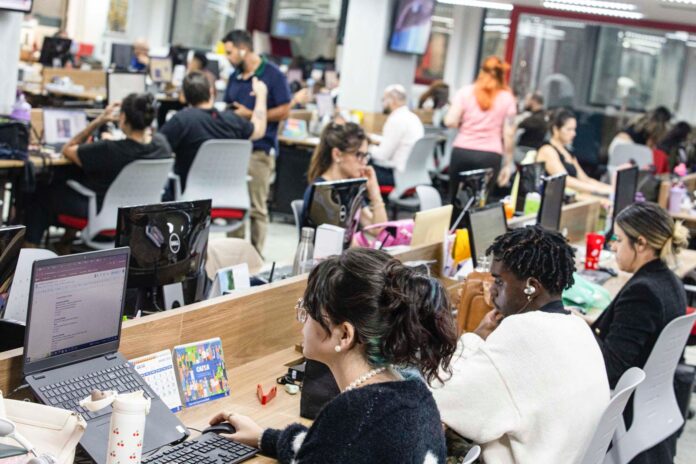 novo-recorde!-metropoles-atinge-5,8-bilhoes-de-visualizacoes-em-agosto