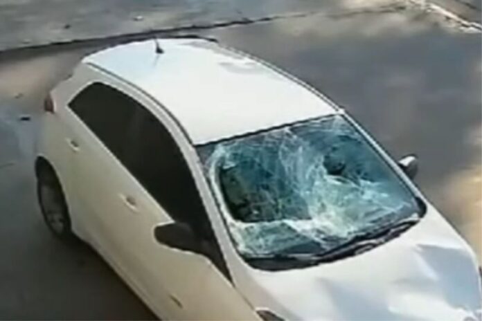 jovens-de-15-e-16-anos-sao-atropelados-na-calcada-por-motorista-bebado