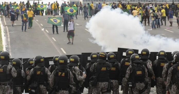 alexandre-de-moraes-absolve-morador-de-rua-acusado-de-participar-do-8-de-janeiro