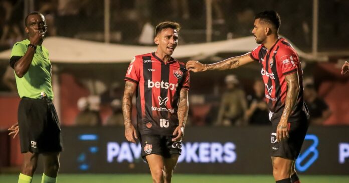 vitoria-tem-mais-gols-sofridos-do-que-marcados-no-brasileirao;-veja-numeros