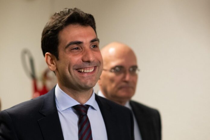 banco-central:-senado-confirma-para-outubro-sabatina-de-galipolo