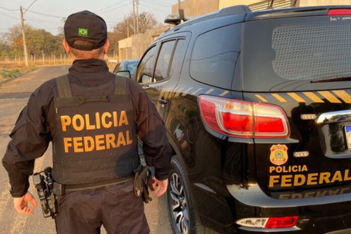 pf-prende-grupo-que-escravizava-e-explorava-mulheres-em-boate-de-goias