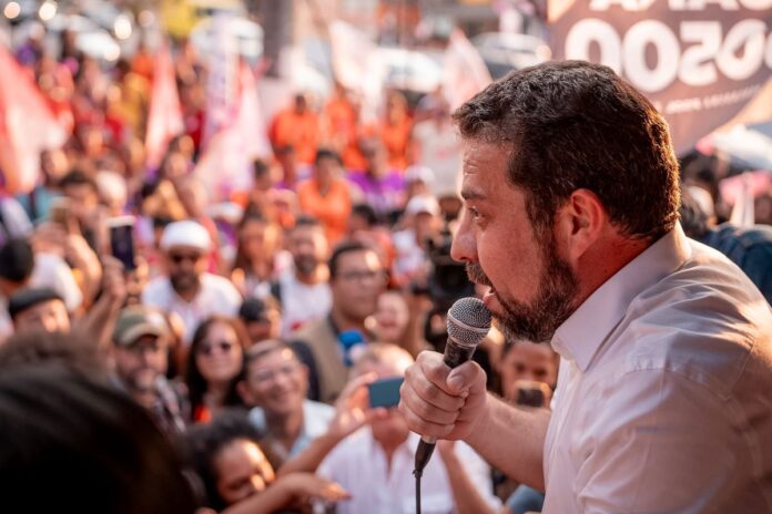 policia-investiga-hino-nacional-em-linguagem-neutra-em-ato-de-boulos