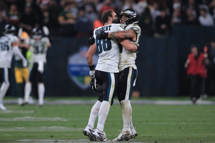 eagles-tem-brilho-de-barkley-e-vencem-packers-em-‘tiroteio’-ofensivo-no-1o-jogo-da-nfl-no-brasil