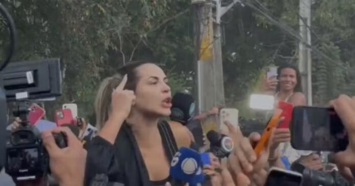 video:-deolane-bezerra-e-liberada-de-presidio-em-recife-e-segue-para-prisao-domiciliar