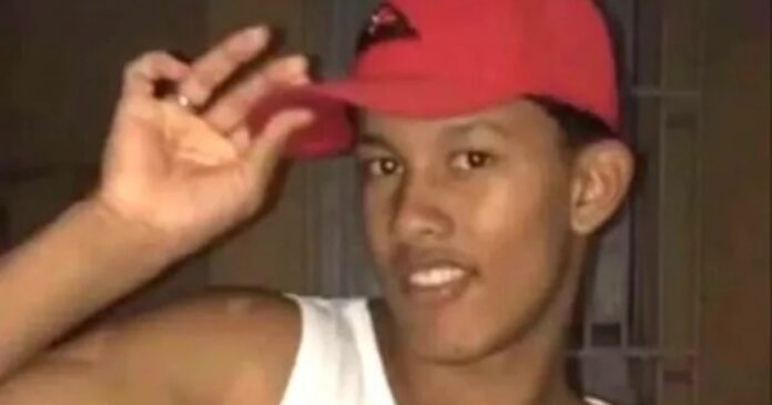 mae-de-adolescente-morto-durante-“pegadinha”-de-assalto-em-feira-busca-resposta-de-policia
