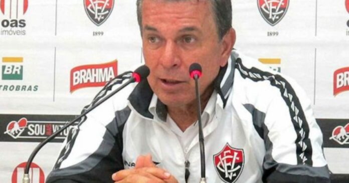 ex-tecnico-do-vitoria,-ricardo-silva-e-levado-a-delegacia-apos-acusacao-de-estupro