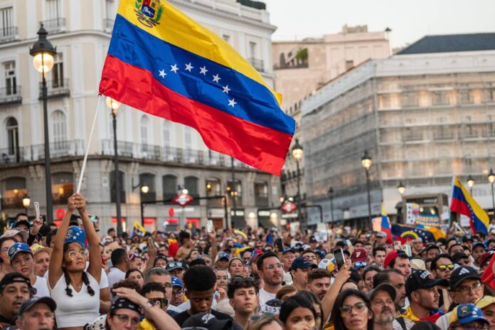 venezuela-prende-norte-americanos-e-espanhois-acusados-de-conspiracao