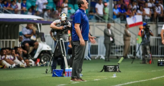apos-triunfo,-ceni-valoriza-grupo-e-afirma:-“sonho-ver-esse-estadio-em-jogo-de-libertadores”