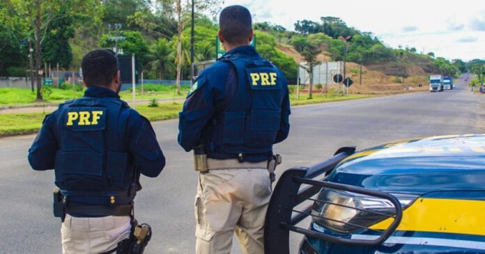 dois-presos-em-flagrante-com-mandados-de-prisao-pela-prf-em-vitoria-da-conquista