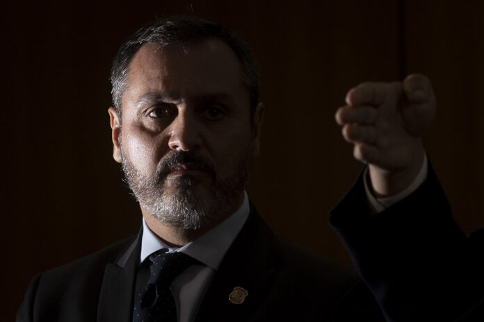 diretor-geral-da-pf-processara-no-civel-10-autores-de-ataques-a-ele