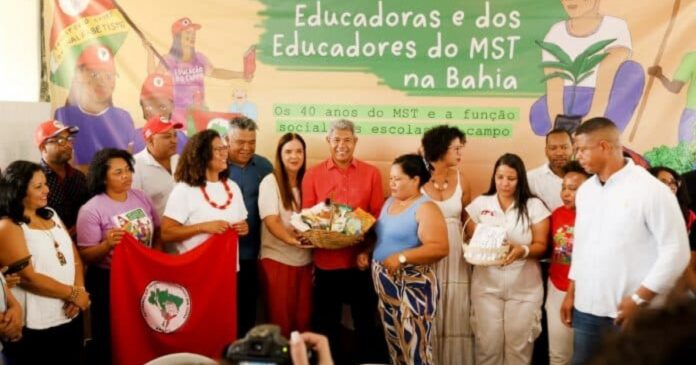 em-encontro-do-mst,-jeronimo-diz-querer-cuidar-da-educacao-do-campo
