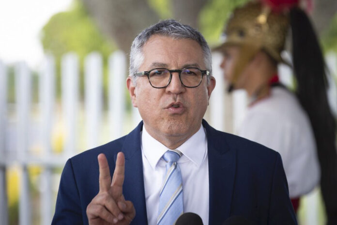 padilha:-pt-ve-queda-de-bolsonaristas-e-“tsunami”-de-reeleicoes