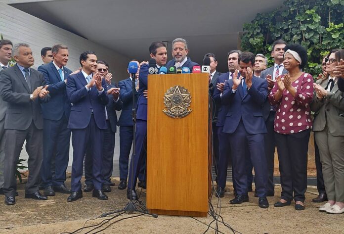 o-que-esta-por-tras-da-decisao-de-lira-de-atrasar-o-pl-da-anistia