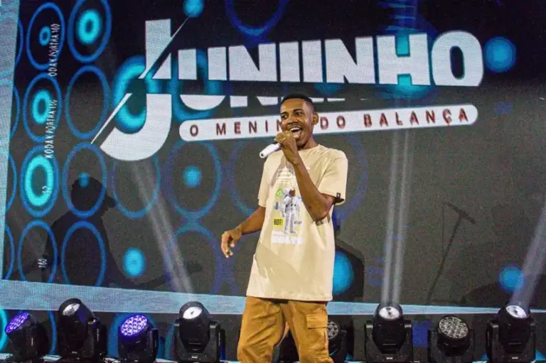 emocionado,-mc-juninho-comemora-gravacao-de-dvd:-‘gratidao-a-todos-voces’