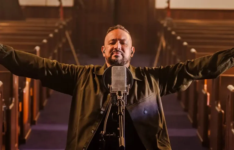 cantor-gospel-fernandinho-e-internado-as-pressas-e-cancela-shows