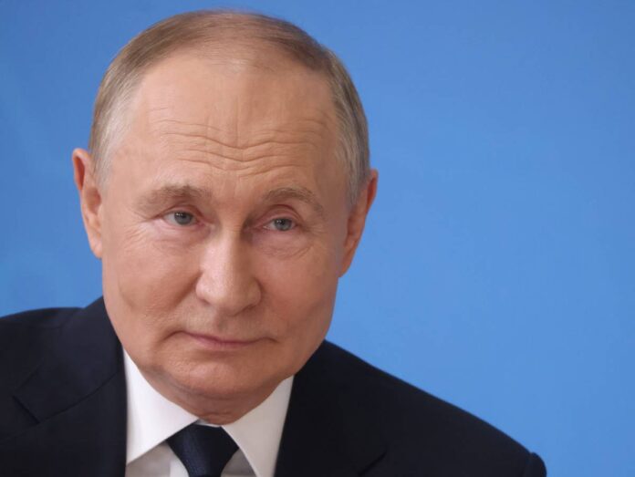 putin-parabeniza-trump-por-vitoria-e-fala-em-dialogo-com-novo-governo