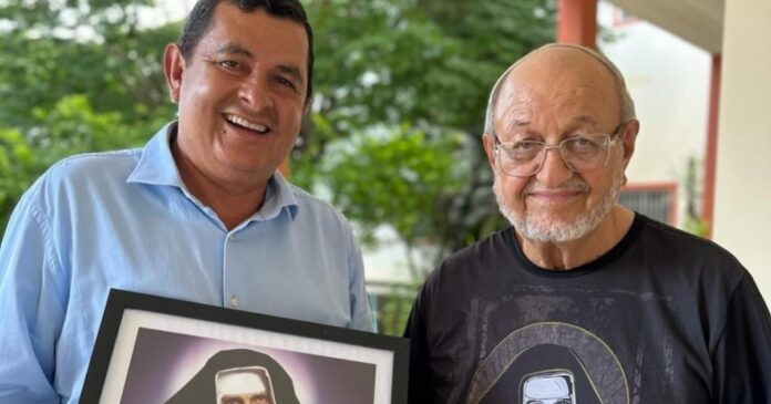 deputado-ricardo-rodrigues-concede-titulo-de-cidadao-baiano-ao-bispo-dom-tommaso-cascianelli