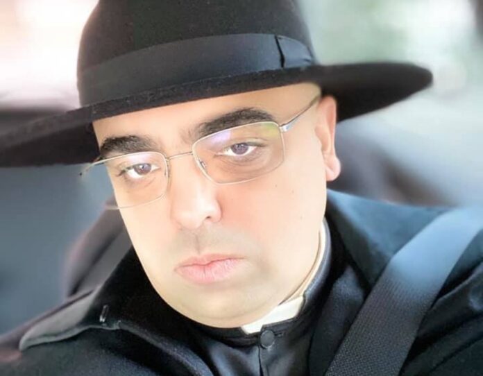 padre-acusado-de-golpe-em-8/1-nega-envolvimento:-“direcao-espiritual”