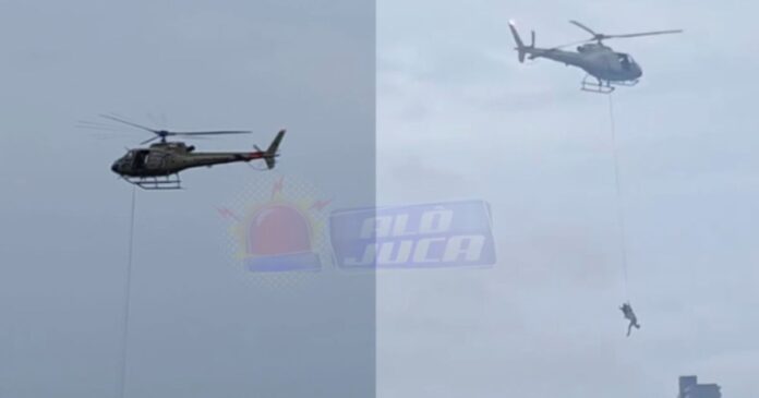 equipe-do-graer-faz-resgate-de-dois-banhistas-na-praia-do-farol-da-barra