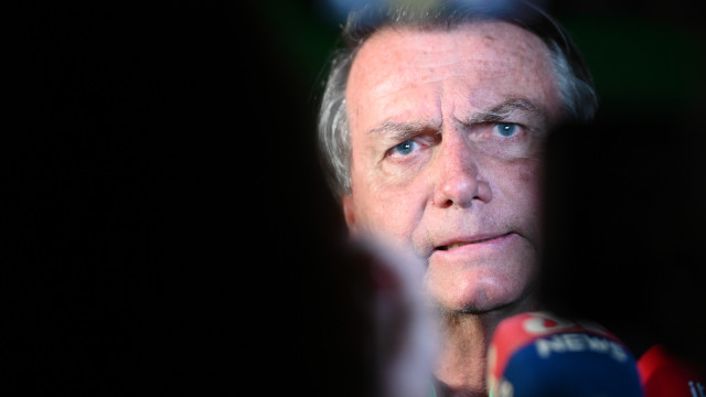 inelegivel,-bolsonaro-liga-vitoria-de-trump-a-seu-futuro;-relembre-suas-condenacoes