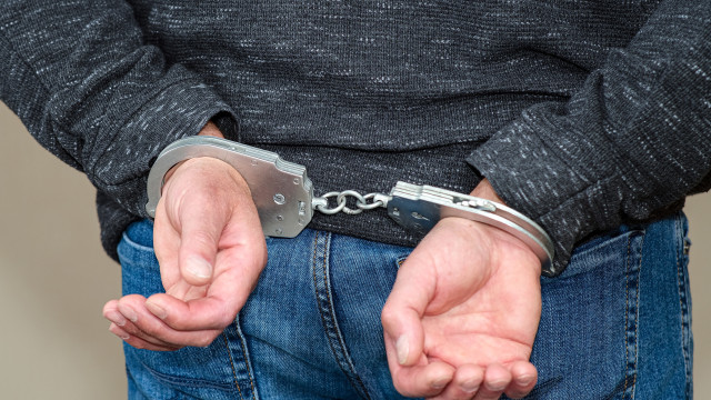 pf-prende-condenado-pelo-8/1-que-estava-foragido-na-argentina