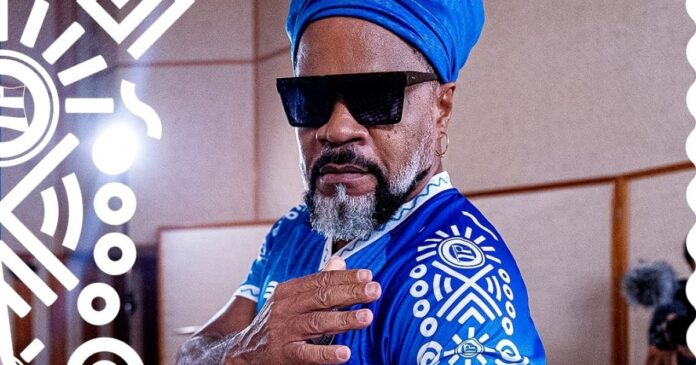 bahia-lanca-novo-uniforme-inspirado-no-cantor-carlinhos-brown;-veja-detalhes