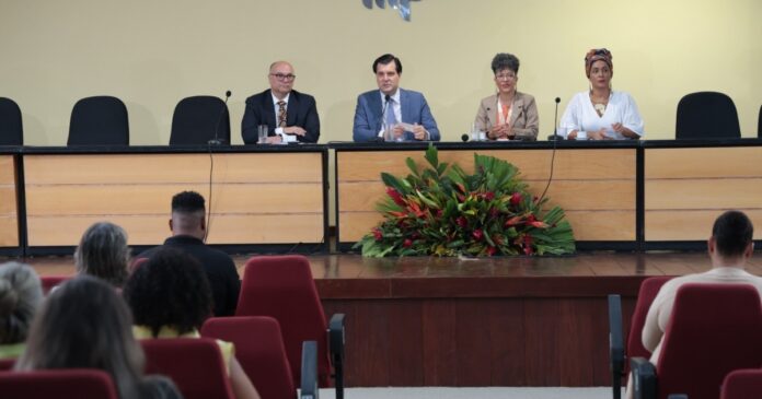 apenas-34%-dos-promotores-do-mp-ba-sao-negros,-revela-1o-censo-etnico-racial-do-orgao