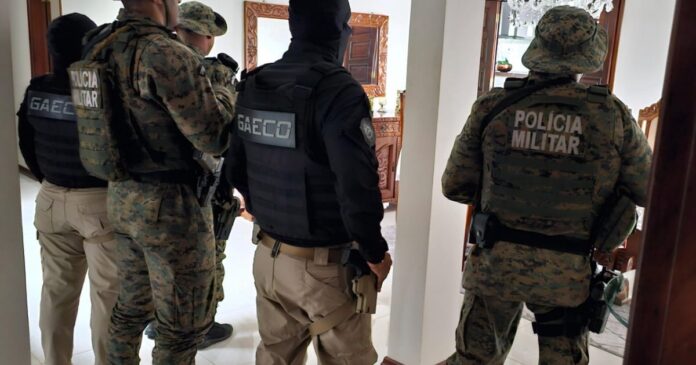 comparsa-de-ex-numero-2-do-pcc-e-preso-em-operacao-no-sudoeste-baiano comparsa-de-ex-numero-2-do-pcc-e-preso-em-operacao-no-sudoeste-baiano