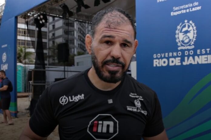 minotouro-da-aulao-de-boxe-para-jovens-de-comunidades-do-rio