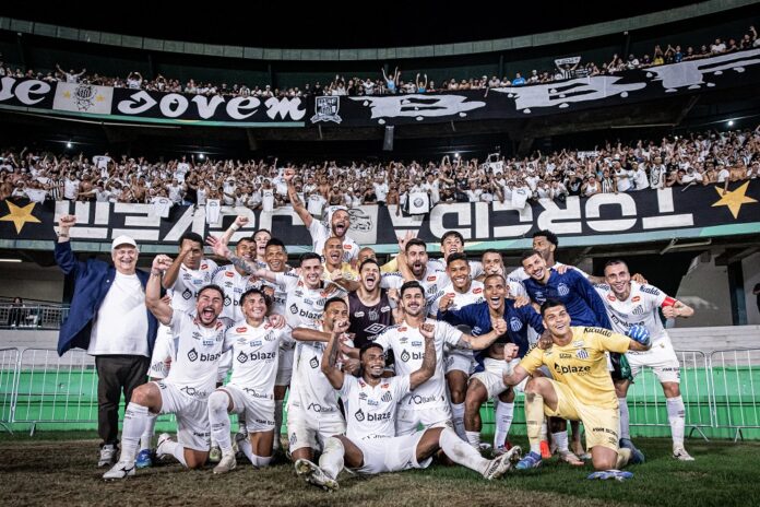 santos-conquista-titulo-da-serie-b-sem-jogar,-mas-comemora-de-maneira-discreta