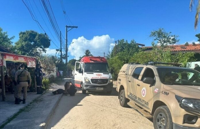 tiroteio-entre-criminosos-em-cora-vermelha,-deixa-um-morto-e-dois-feridos
