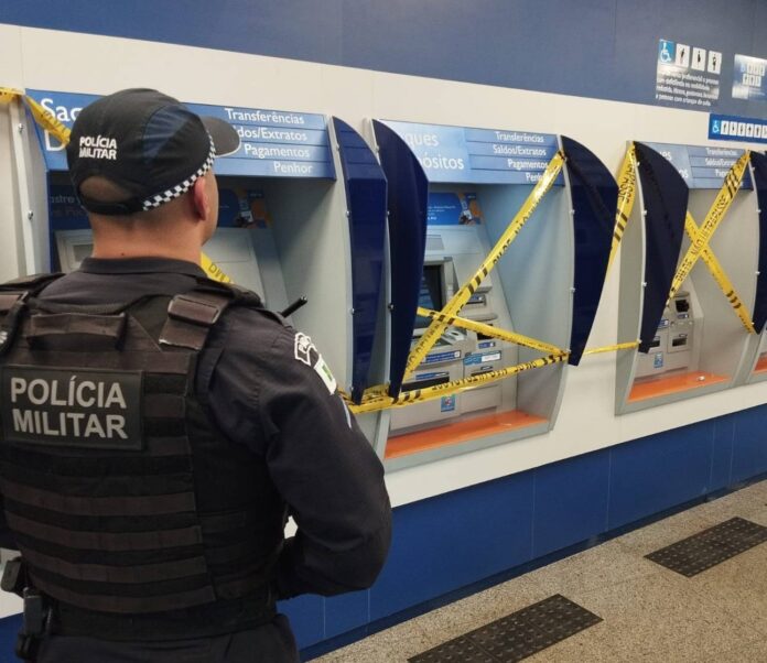 homem-e-preso-por-fraudar-cartoes-em-caixa-eletronico-de-aguas-claras