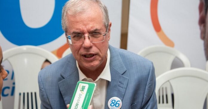luiz-viana-comemora-reeleicao-ao-conselho-federal-ao-lado-de-daniela-borges