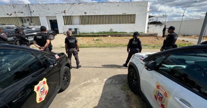 operacao-em-presidio-de-paulo-afonso-apreende-15-celulares-em-celas