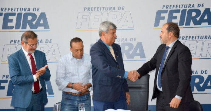 prefeito-reconduz-advogado-por-mais-2-anos-como-procurador-geral-de-feira-de-santana