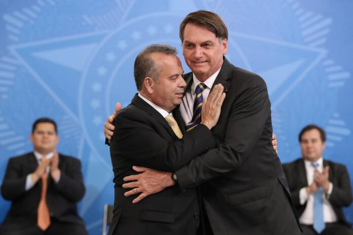rogerio-marinho-sobre-pf-indiciar-bolsonaro:-“perseguicao-politica”