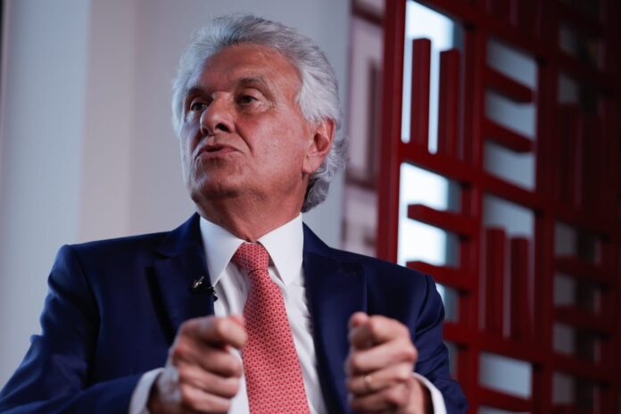 general-golpista-sobre-caiado:-“aproa-no-rumo-certo,-mas-faz-cagada”