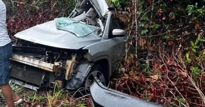 taxista-morre-apos-colisao-com-van-em-rodovia-no-extremo-sul-da-bahia