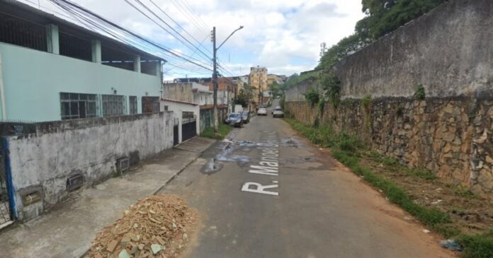 homem-foragido-e-flagrado-em-rua-do-bairro-da-caixa-d’agua,-em-salvador